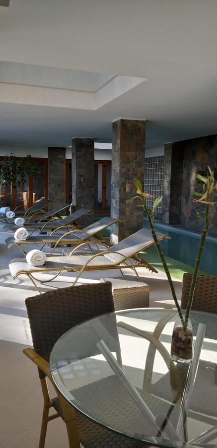 Hotel Playa Grande Suites プコン エクステリア 写真